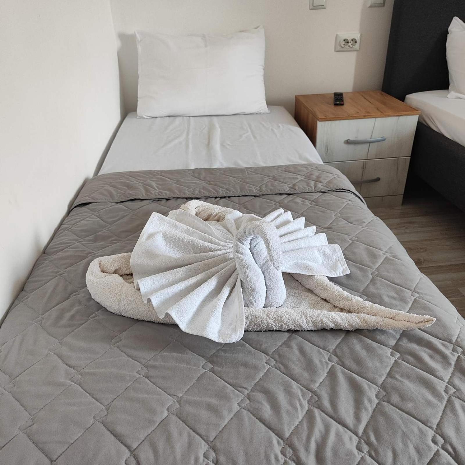 Nestor Apartments Bitola Esterno foto